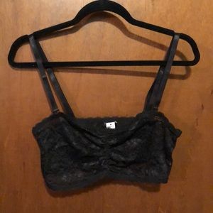 BLACK LACE UNLINED BANDEAU